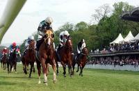 Il 25 aprile spettacolare edizione della Corsa dell'Arno Il 25 aprile spettacolare edizione della Corsa dell'Arno