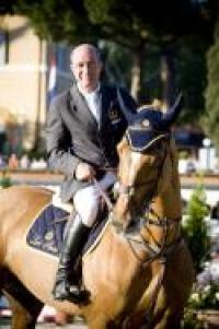 Piazza di Siena,  M. Whitaker vince a m. 2.25