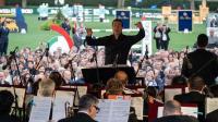 Piazza di Siena,aApertura con il polo e la sfilata delle squadre . Mercoled&igrave; concerto  Opera italiana is in the Air