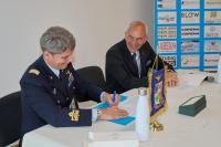 Aeronautica Militare trova casa per sport equestri : firmato protocollo con Sporting Club Monterosa Aeronautica Militare trova casa per sport equestri : firmato protocollo con Sporting Club Monterosa
