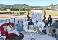 Nel salotto di Lady Barbara, riparte Aperitivo al Sesana Nel salotto di Lady Barbara, riparte Aperitivo al Sesana