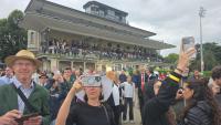 Il Derby del galoppo &egrave; inglese, gran finale di Venetian Prince su un eroico Grand Son Of Dark