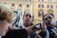 Cavalli sulla via dei ministeri, mobilitate le Tv