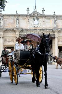 Incanto liberty , carrozze d'epoca a Montecatini Terme