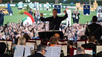 Piazza di Siena,aApertura con il polo e la sfilata delle squadre . Mercoledì concerto Opera italiana is in the Air Piazza di Siena,aApertura con il polo e la sfilata delle squadre . Mercoledì concerto Opera italiana is in the Air