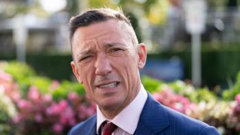 Frankie Dettori coinvolto in un grave incidente d’auto a Newmarket Frankie Dettori coinvolto in un grave incidente d’auto a Newmarket