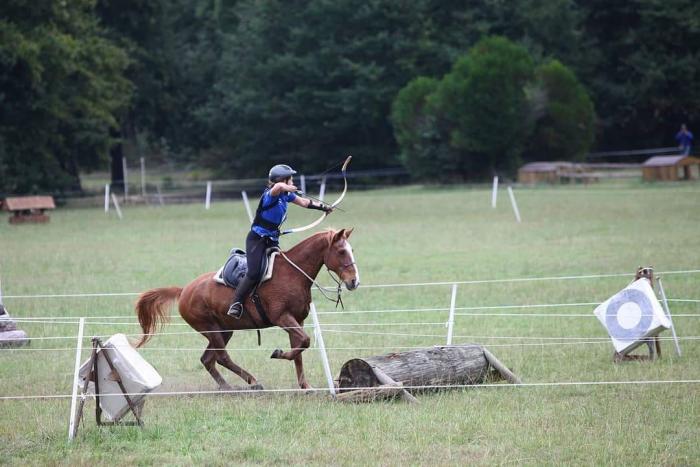 Tiro con l'arco a cavallo, una disciplina che viene da lontano