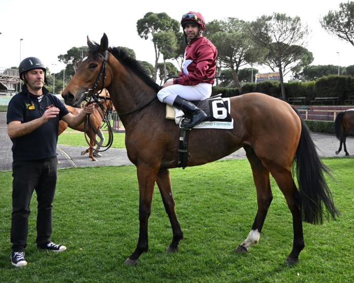 In attesa di Napoli-Juventus, Max Allegri trionfa a Capannelle