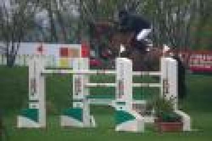 Toscana Tour, il belga Philippaerts torna in vetta