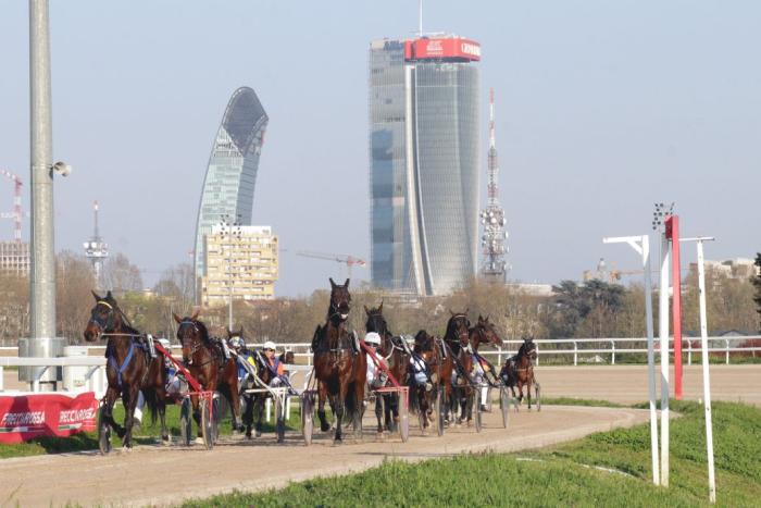 Milano festeggia il 25 Aprile con il classico gran premio Ettore e Mario Barbetta Milano festeggia il 25 Aprile con il classico gran premio Ettore e Mario Barbetta