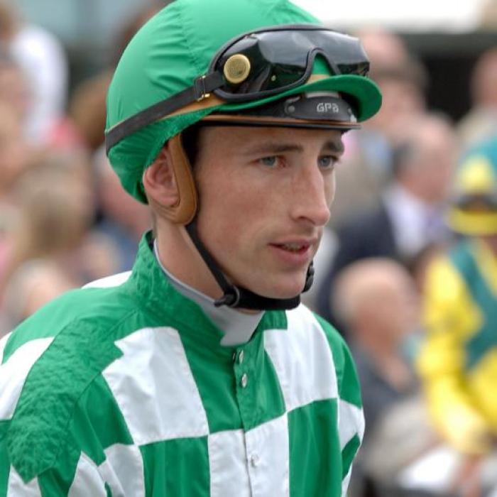 Ioritz Mendizabal nella foto di Sophie Lanca per cavallo2000 Ioritz Mendizabal nella foto di Sophie Lanca per cavallo2000