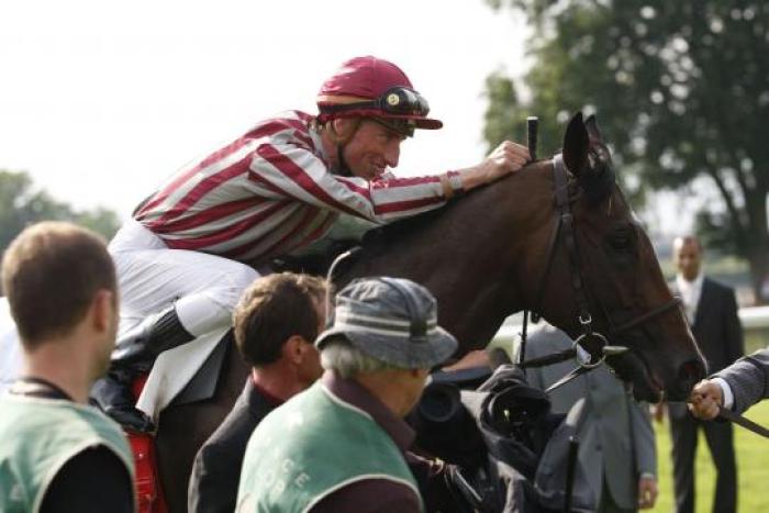 Vision d\'Etat e Ioritz Mendizabal nella foto di Stefano Grasso per cavallo2000 Vision d\'Etat e Ioritz Mendizabal nella foto di Stefano Grasso per cavallo2000