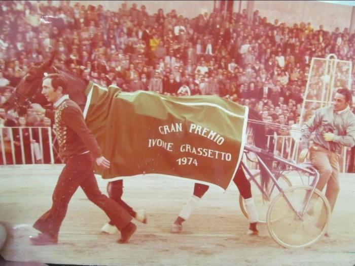 Prima serale di gala alle Padovanelle: si corre il Gran Premio Ivone Grassetto.