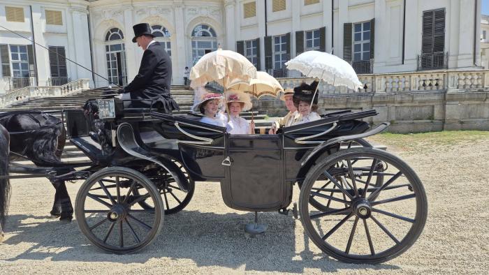 Carrozze e cavalli a Stupinigi per rievocare la Regina Margherita Carrozze e cavalli a Stupinigi per rievocare la Regina Margherita