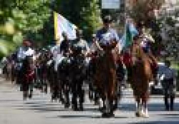 Equiraduno a Paestum, in 250 a cavallo nella storia
