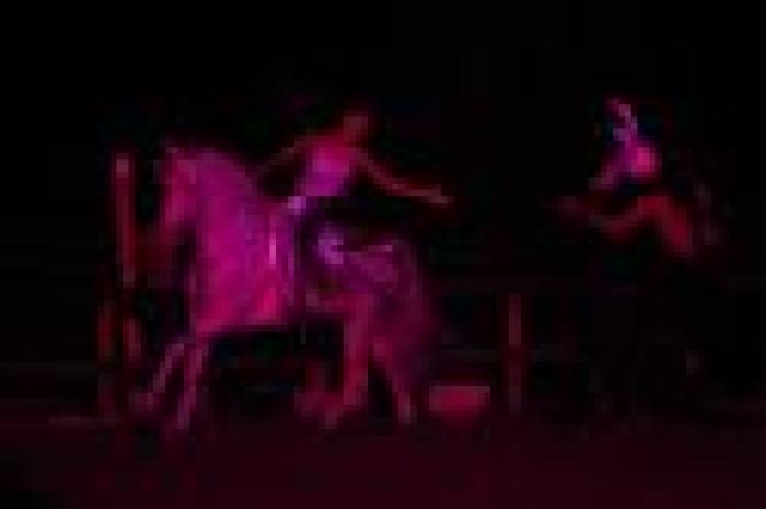 Arianna e Giovanna d'Arco, che spettacolo a Siena Arianna e Giovanna d'Arco, che spettacolo a Siena