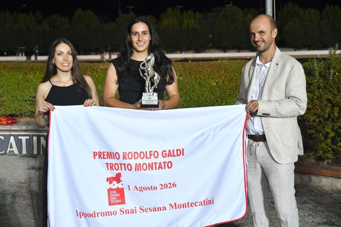 Montecatini, una serata di corse nel segno di cavallo2000 Montecatini, una serata di corse nel segno di cavallo2000