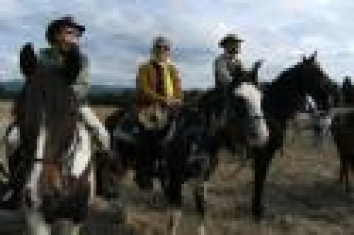 A Bolgheri la magia di un corteo a cavallo