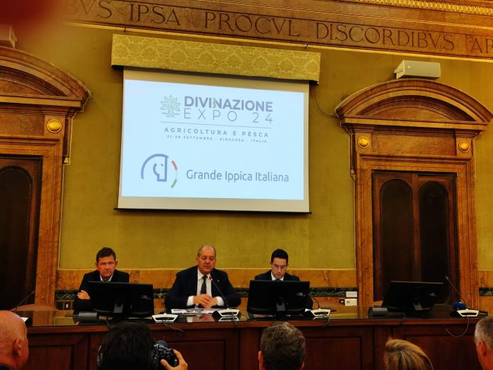 Sottosegretario La Pietra, Siracusa vetrina ideale per la Grande Ippica Italiana Sottosegretario La Pietra, Siracusa vetrina ideale per la Grande Ippica Italiana