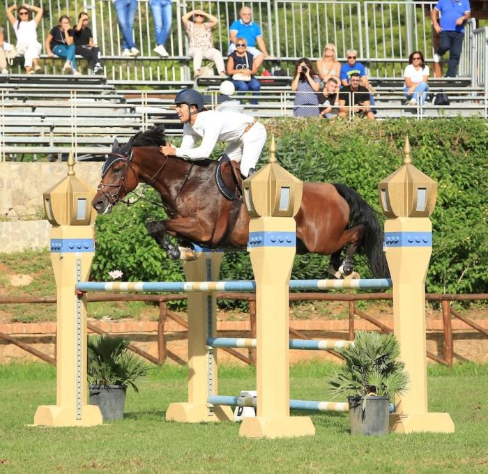 Bruno Chimirri  a segno nel Premio Mercedes R-Star