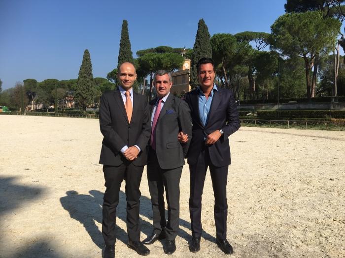 Piazza di Siena, annunciato il ripristino del manto d'erba