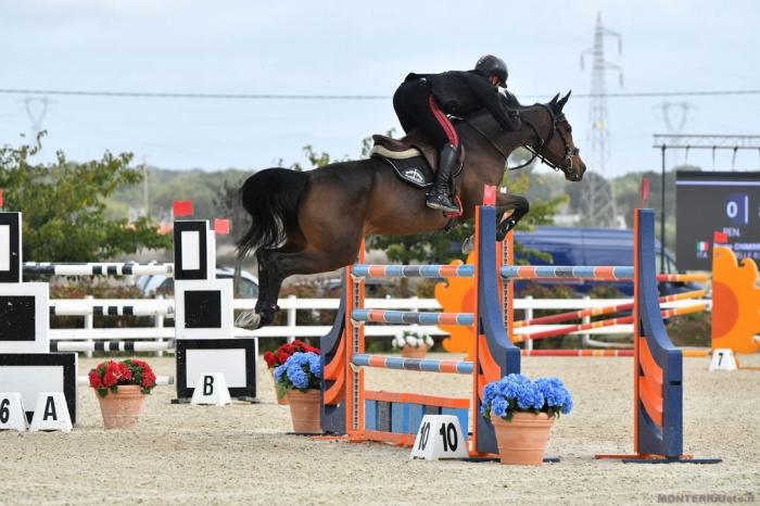 Sardegna Jumping Tour  i Chimirri  fanno il pieno! Sardegna Jumping Tour  i Chimirri  fanno il pieno!