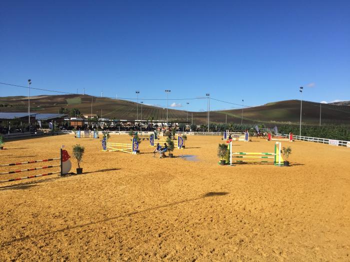 Salto: a Buseto Palizzolo la Sicilia sceglie i binomi per il Gran Premio delle Regioni di Verona Salto: a Buseto Palizzolo la Sicilia sceglie i binomi per il Gran Premio delle Regioni di Verona