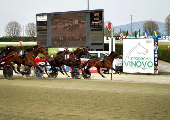 Un bel tema nella domenica di Torino, tre anni sul doppio chilometro