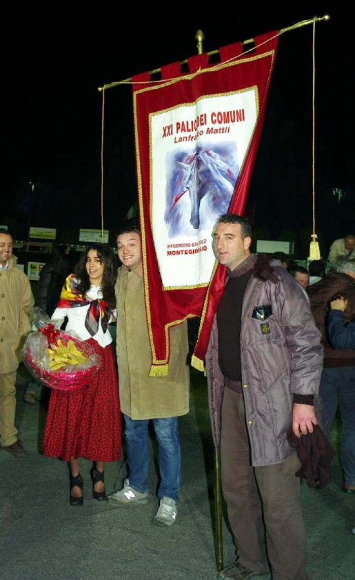La consegna del Palio al comune di Montegiorgio