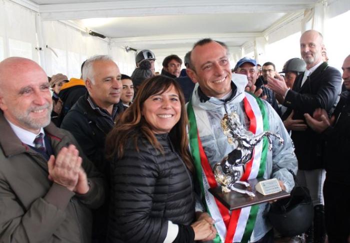 Tanca Regia  Gianleonardo Murruzzu e Taissa Sarda trionfano nel Gran Premio