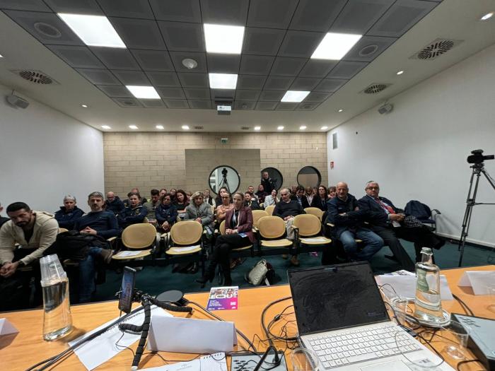 A Fieracavalli  si parla di spettacoli equestri , di regole e di formazione
