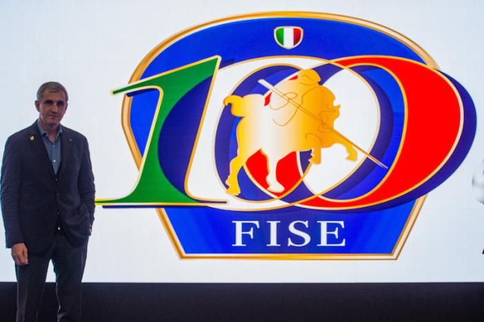 1926-2026: svelato il logo per i 100 anni della Federazione Italiana Sport Equestri 1926-2026: svelato il logo per i 100 anni della Federazione Italiana Sport Equestri